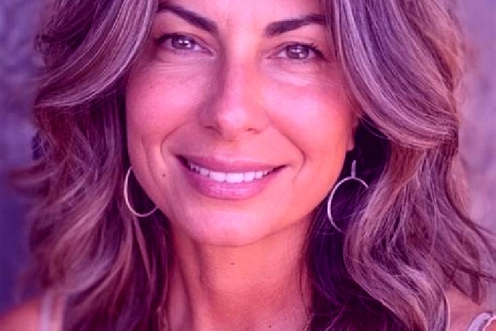 Sienna, 26, a brunette grey-eyed middle eastern companion based in St Kilda West. Offering 69, OWO, Couples, Duos. Available for incall and outcall, overnigh...