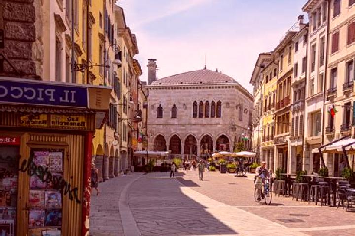 Sienna, 26 — Escort in Mercato Vecchio, Italy