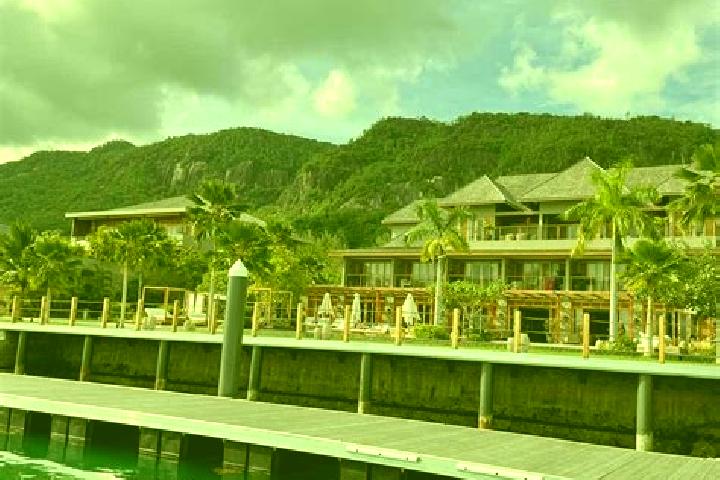 Sienna, 26 — Escort in Roche Caiman, Seychelles