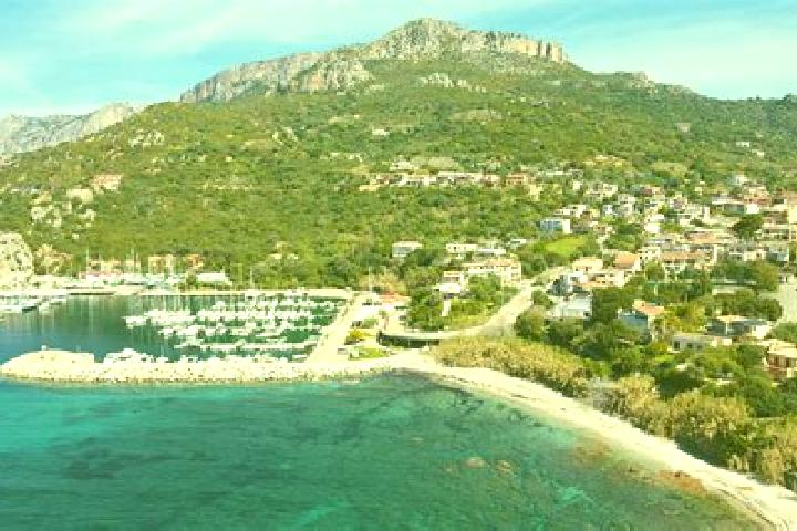 Sienna, 26 — Escort in Santa Maria Navarrese, Italy