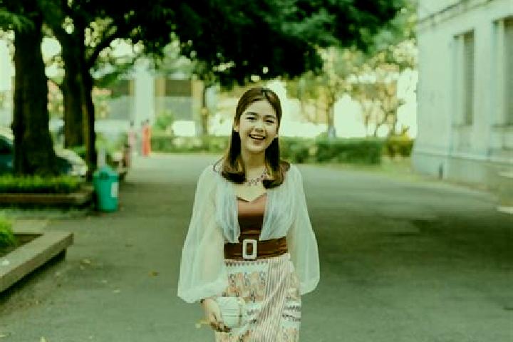 Sienna, 26 — Escort in Yae Kyaw, Myanmar