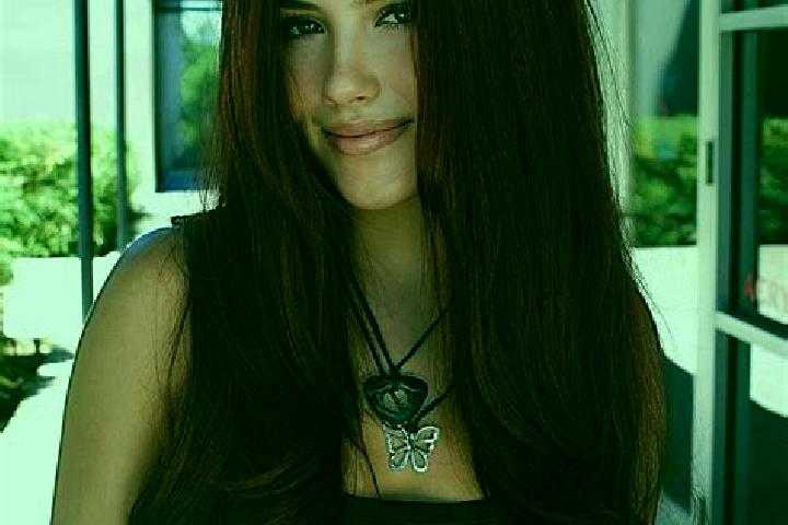 Sienna, 27, a auburn dark-eyed mixed companion based in Guaimbe. Offering BDSM, Overnight, Striptease, Girlfriend Experience, Massage. Available for incall a...