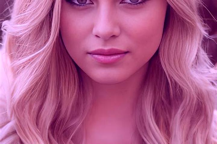 Sienna, 27, a blonde brown-eyed mixed companion based in Schleusingen. Offering Duos, Deep French Kissing, A-Level, OWO. Available for incall and outcall, ov...