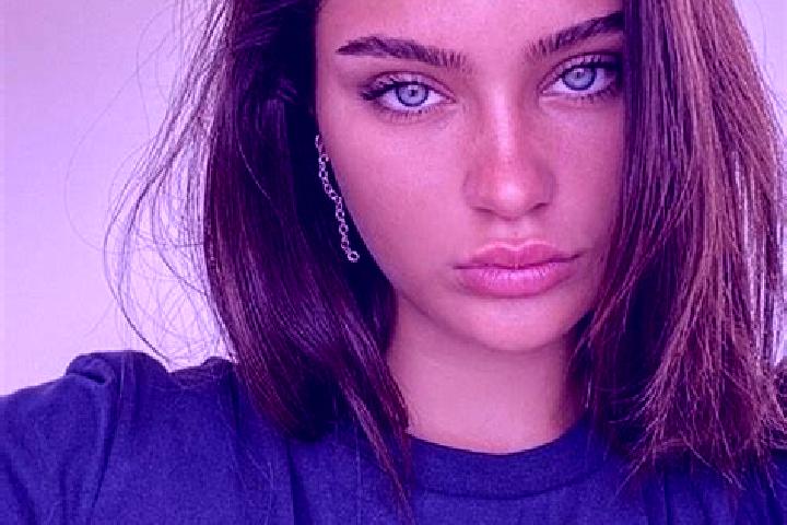 Sienna, 27, a brunette blue-eyed slavic companion based in Lincoln Square. Offering Duos, Couples, Tantra. Available for incall and outcall, day and evening ...