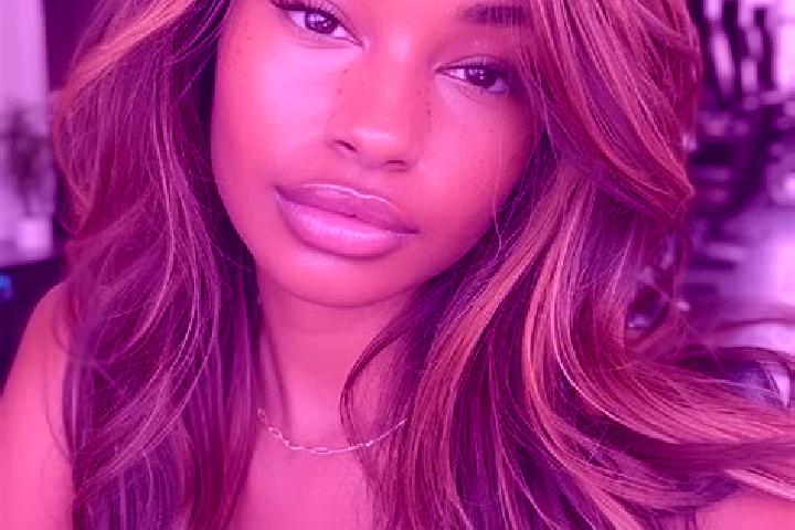 Sienna, 27, a dark blonde brown-eyed ebony companion based in Kaikohe. Offering 69, Couples, Erotic Massage. Available for incall and outcall, overnight book...