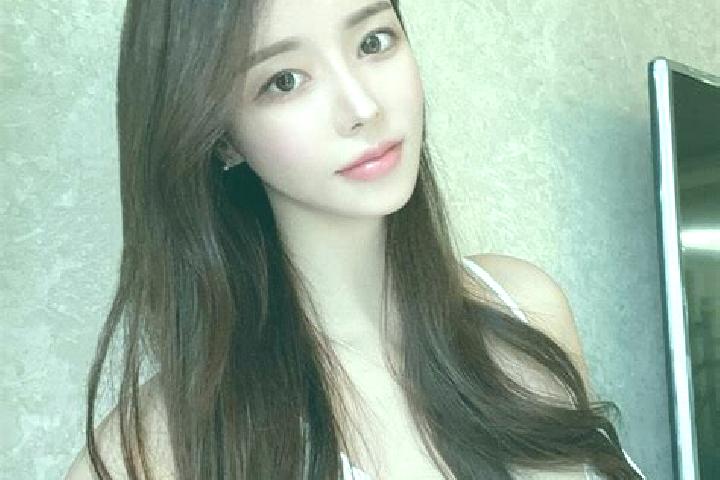 Sienna, 27 — Escort in Daquan, China