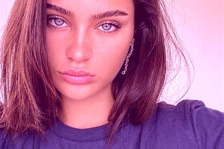 Sienna, 28, a brunette dark-eyed mixed companion based in Salerni. Offering Prostate Massage, A-Level, Striptease, Tantra. Available for incall and outcall, ...
