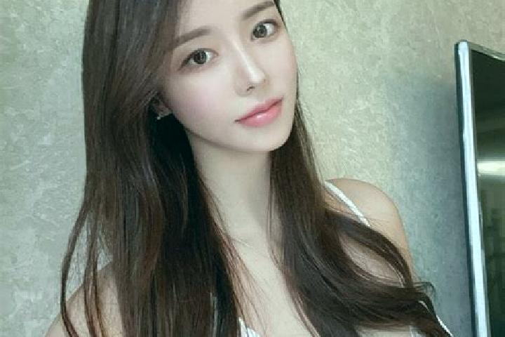 Sienna, 28 — Escort in Araltobe, China