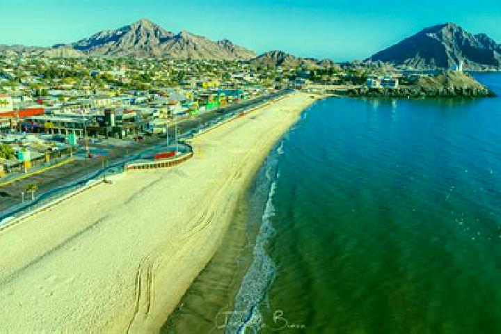 Sienna, 28 — Escort in Mesa de los Alzati (Mesa de San Felipe), Mexico