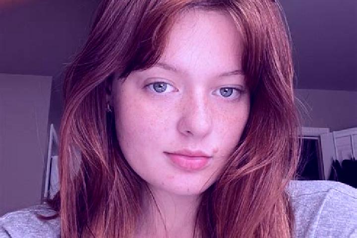 Sienna, 29, a auburn amber-eyed european companion based in Hendekkoey. Offering Prostate Massage, GFE, Roleplay, A-Level, Duos. Available for incall and out...