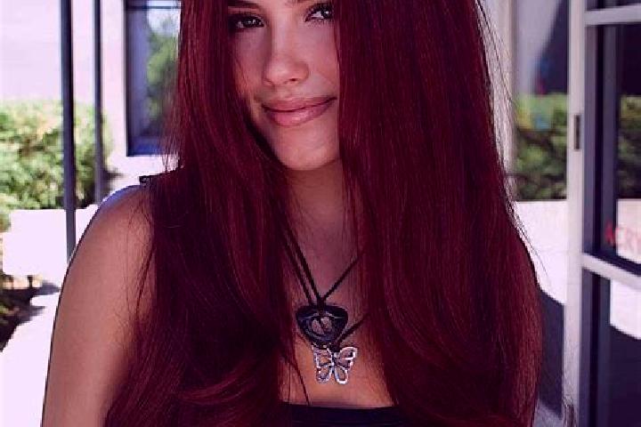 Sienna, 29, a auburn dark-eyed european companion based in Finchampstead. Offering Girlfriend Experience, Party Girl, Erotic Massage, OWO. Available for inca...