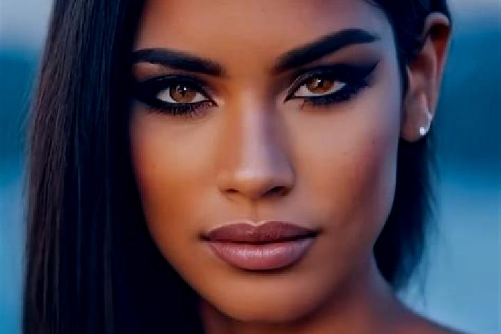 Sienna, 29, a black amber-eyed latina companion based in Vilde-Guingalan. Offering Couples, 69, GFE. Available for incall and outcall, overnight bookings ava...