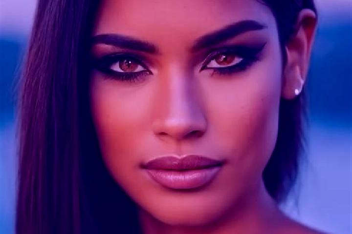 Sienna, 29, a black brown-eyed latina companion based in Diaoyucheng. Offering Massage, Roleplay, GFE. Available for incall and outcall, overnight bookings a...
