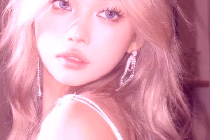 Sienna, 29, a dark blonde blue-eyed asian companion based in Meenambakkam. Offering 69, Roleplay, Travel Companion, A-Level, GFE. Available for incall and ou...