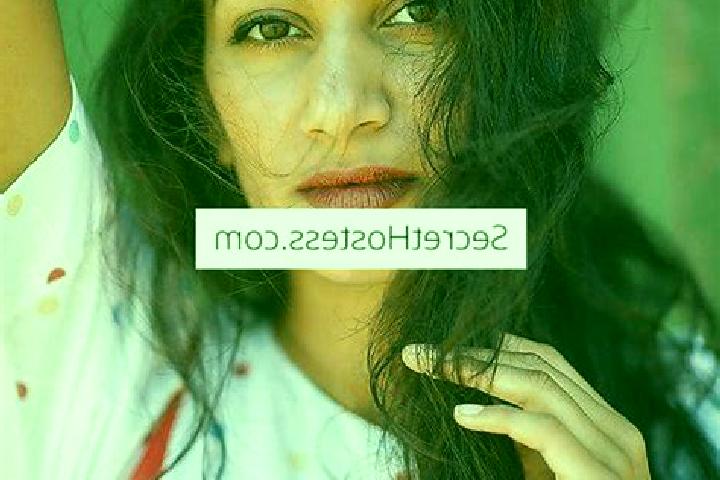 Sienna, 29, a dark blonde dark-eyed indian companion based in Artesa de Segre. Offering Erotic Massage, Girlfriend Experience, OWO, Dinner Date, 69. Availabl...