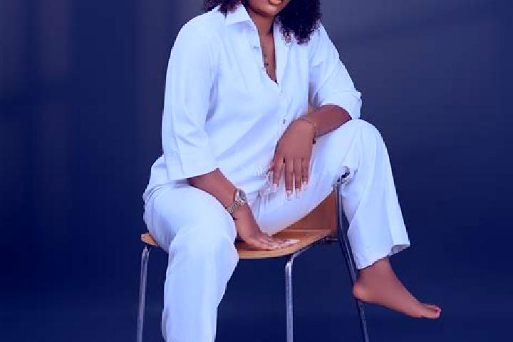 Sienna, 29 — Escort in Abak, Nigeria