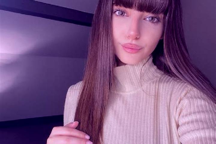 Sienna, 29 — Escort in Darani-ye Olya, Iran