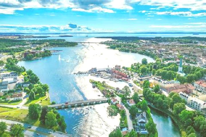 Sienna, 29 — Escort in Motala, Sweden