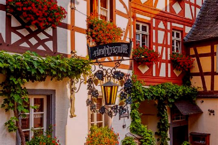 Sienna, 29 — Escort in Muxerath, Germany
