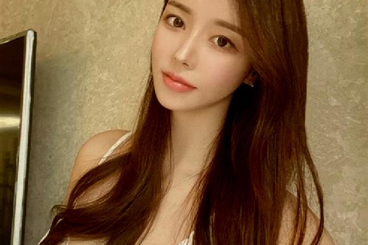 Sienna, 29 — Escort in Sangping, China