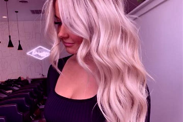 Sienna, 30, a platinum blonde amber-eyed asian companion based in Pasirmalang. Offering Couples, Party Girl, A-Level, Striptease. Available for incall and ou...