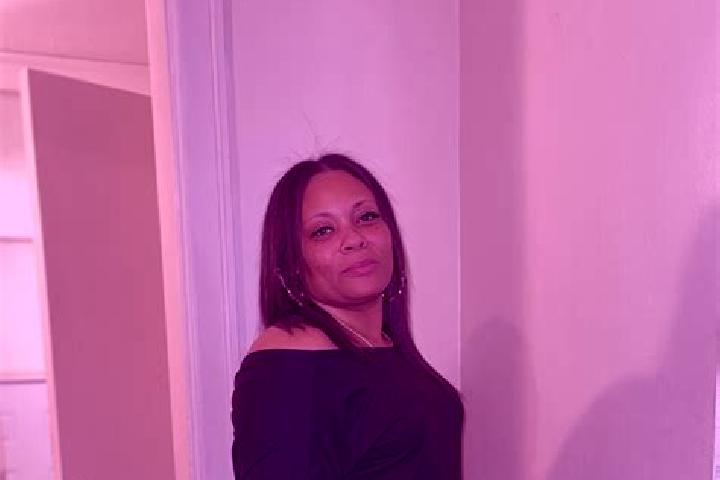 Sienna, 30 — Escort in Roslyn Estates, United States