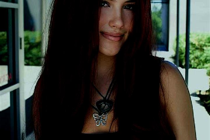 Sienna, 31, a auburn brown-eyed middle eastern companion based in Stony Plain. Offering Roleplay, Striptease, Girlfriend Experience, Deep French Kissing. Ava...