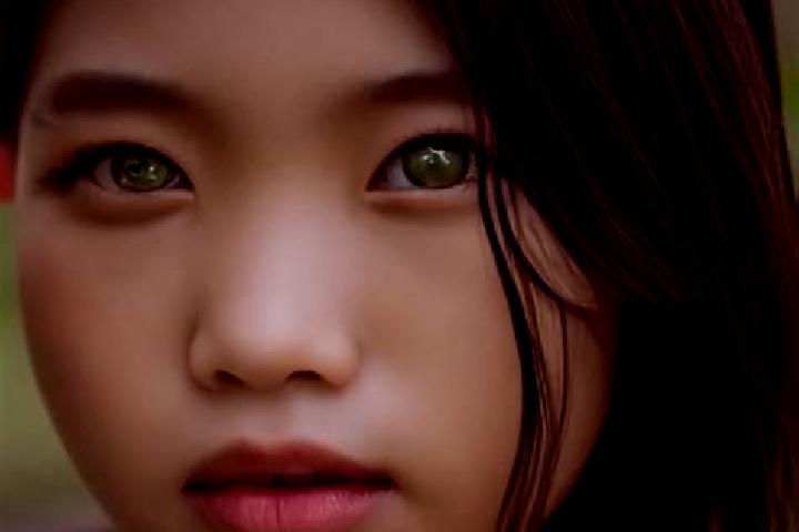 Sienna, 31, a black green-eyed asian companion based in Behiri. Offering OWO, BDSM, Fetish, GFE. Available for incall and outcall, overnight bookings available.