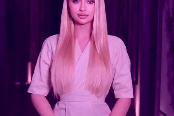 Sienna, 31, a blonde hazel-eyed caribbean companion based in Sandy Bay. Offering OWO, Tantra, Erotic Massage, Dinner Date. Available for incall and outcall, ...