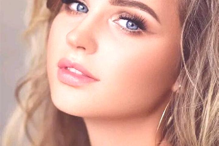 Sienna, 31, a dark blonde blue-eyed middle eastern companion based in Ardin. Offering CIM, Travel Companion, Fetish, GFE, OWO. Available for incall and outca...