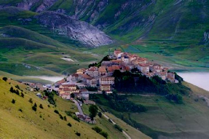 Sienna, 31 — Escort in Castelluccio Valmaggiore, Italy