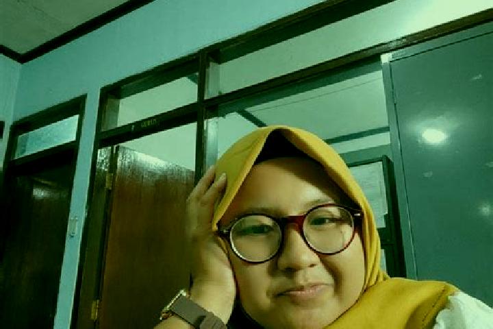 Sienna, 31 — Escort in Jeruklegi, Indonesia