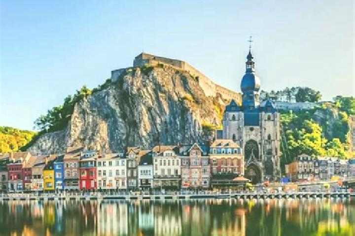 Sienna, 31 — Escort in Montzen, Belgium