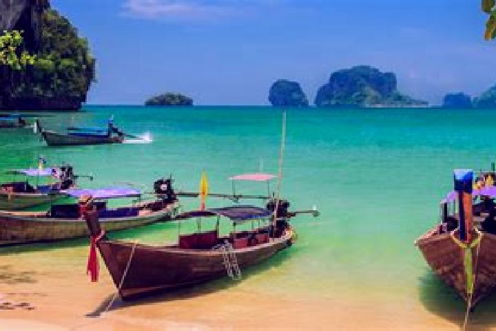 Sienna, 31 — Escort in Phan Thong, Thailand