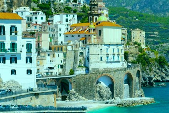 Sienna, 31 — Escort in Salo, Italy