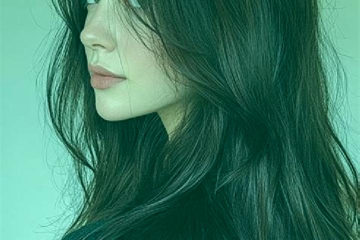 Sienna, 32, a auburn brown-eyed european companion based in Al Hillah. Offering CIM, Roleplay, GFE, 69. Available for incall and outcall, overnight bookings ...