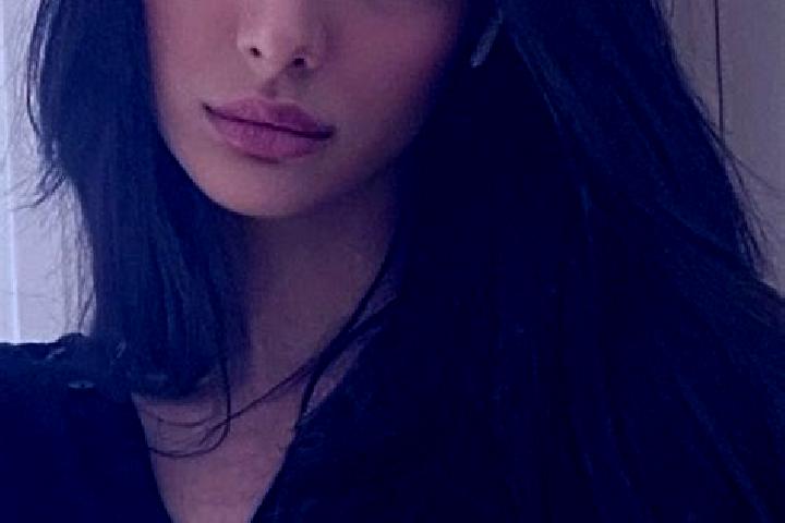 Sienna, 32, a black dark-eyed middle eastern companion based in Miramar. Offering Dinner Date, Travel Companion, Fetish, Tantra, Domination. Available for in...