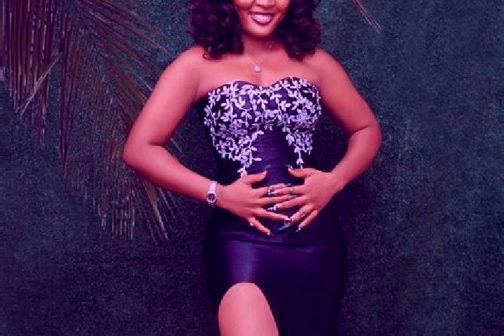 Sienna, 32 — Escort in Aku, Nigeria