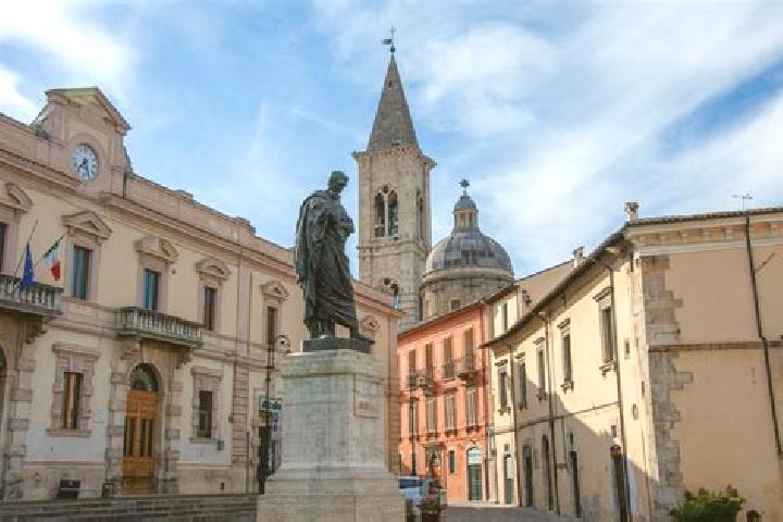 Sienna, 32 — Escort in Castiglione a Casauria, Italy