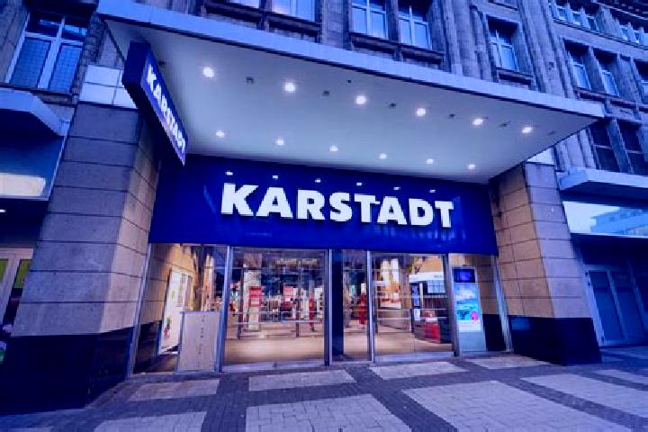 Sienna, 32 — Escort in Karstaedt, Germany