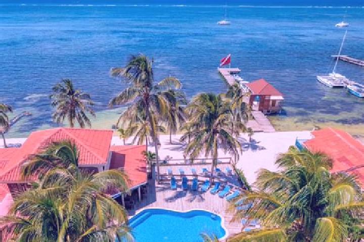 Sienna, 32 — Escort in San Isidro, Belize