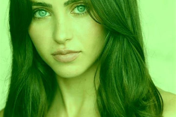 Sienna, 33, a brunette amber-eyed mediterranean companion based in Marmato. Offering Striptease, Fetish, BDSM. Available for incall and outcall, day and even...