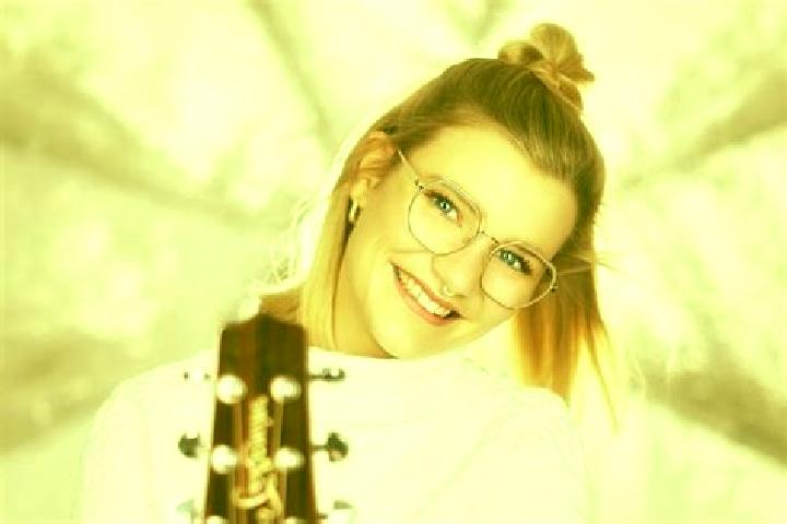 Sienna, 33 — Escort in Breitenbrunn, Germany