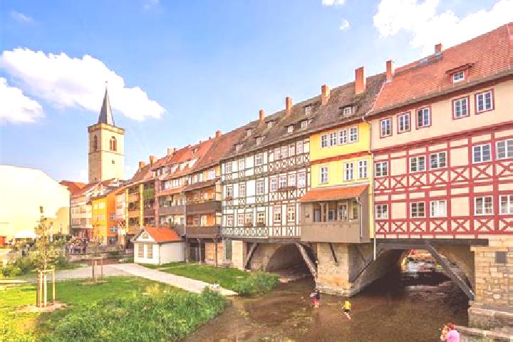 Sienna, 33 — Escort in Georgenthal, Germany