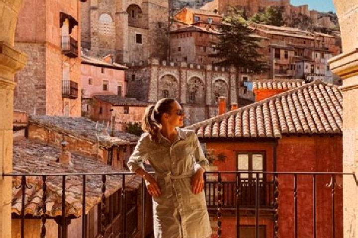 Sienna, 33 — Escort in Monterde de Albarracin, Spain