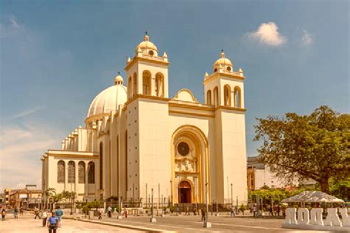 Sienna, 33 — Escort in San Salvador El Seco, Mexico
