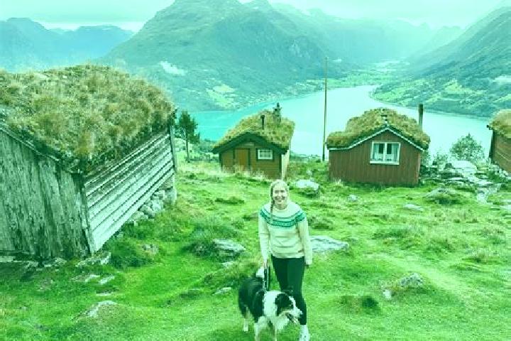 Sienna, 33 — Escort in Skjonhaug, Norway