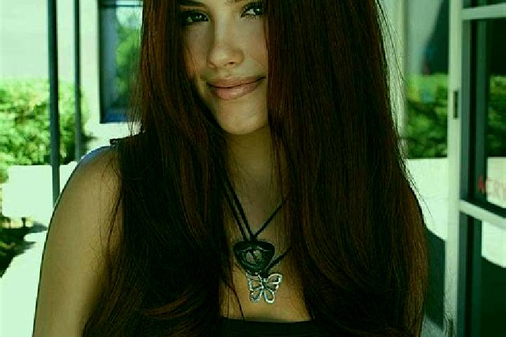 Sienna, 34, a auburn dark-eyed mediterranean companion based in Poroani. Offering Party Girl, 69. Available for incall and outcall, day and evening dates.