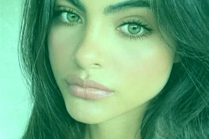 Sienna, 34, a black hazel-eyed european companion based in Koubikro. Offering Couples, Fetish, Domination, Overnight, Tantra. Available for incall and outcal...