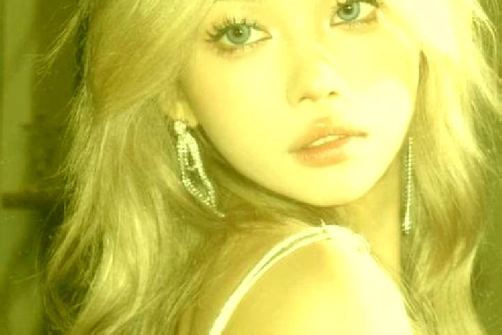 Sienna, 34, a blonde dark-eyed asian companion based in Lewohala. Offering GFE, Duos, Overnight. Available for incall and outcall, overnight bookings available.